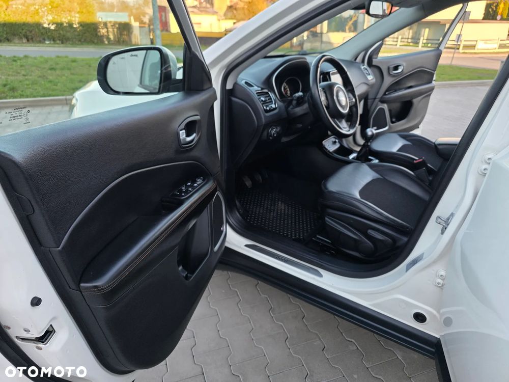 Jeep Compass 1.4 MultiAir Limited - 17