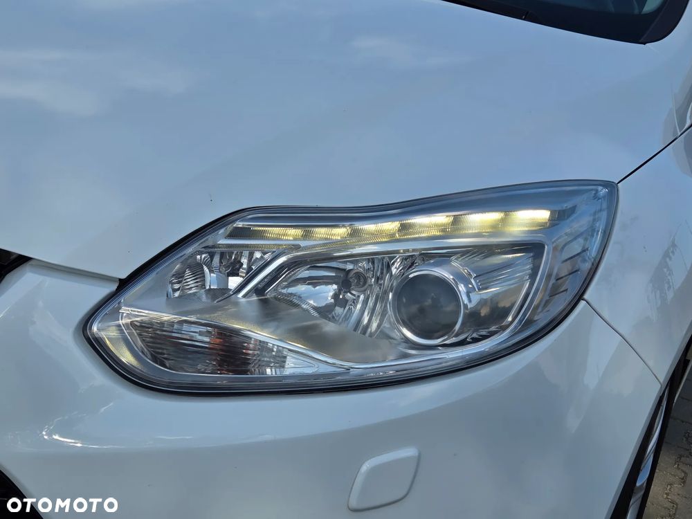 Ford Focus 1.6 TDCi DPF SYNC Edition - 12