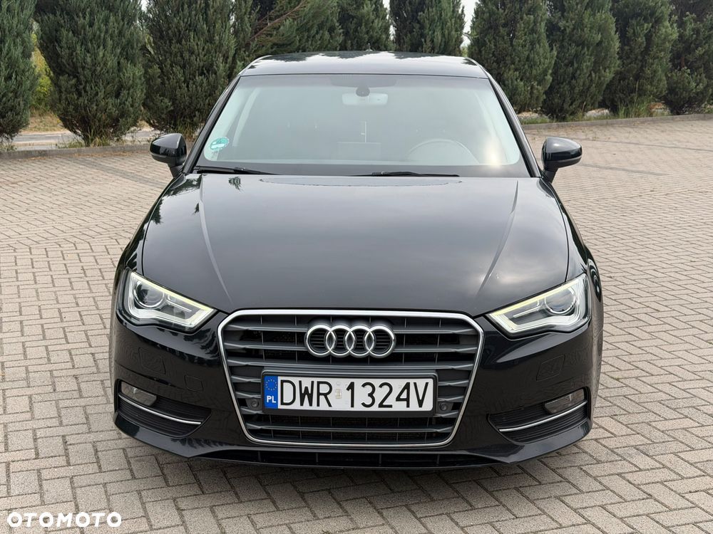 Audi A3 Sportback - 2