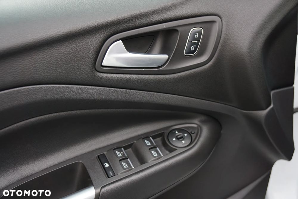 Ford Kuga 2.0 TDCi AWD ST-Line - 31