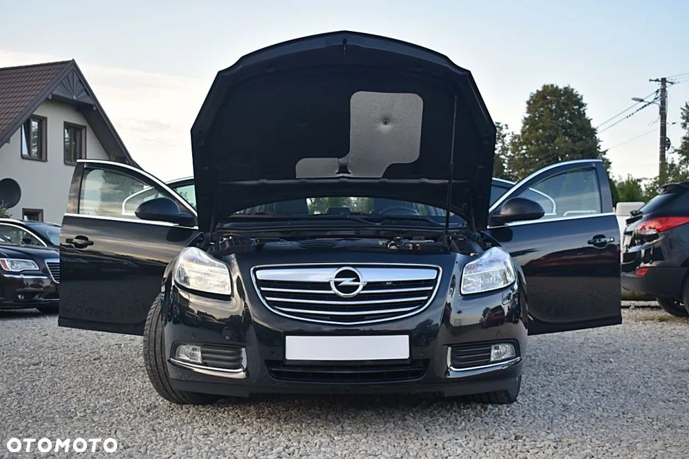 Opel Insignia 2.0 T Cosmo 4x4 S&S - 12