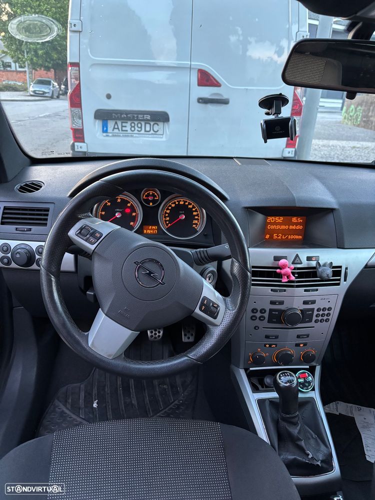 Opel Astra GTC 1.3 CDTI - 2