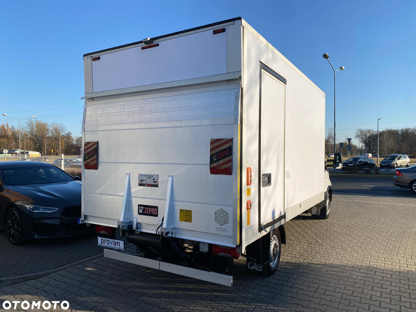 Iveco DAILY 35-160 2,3 HPI KONTENER CHŁODNIA MITSUBISHI WINDA ZEPRO - 13