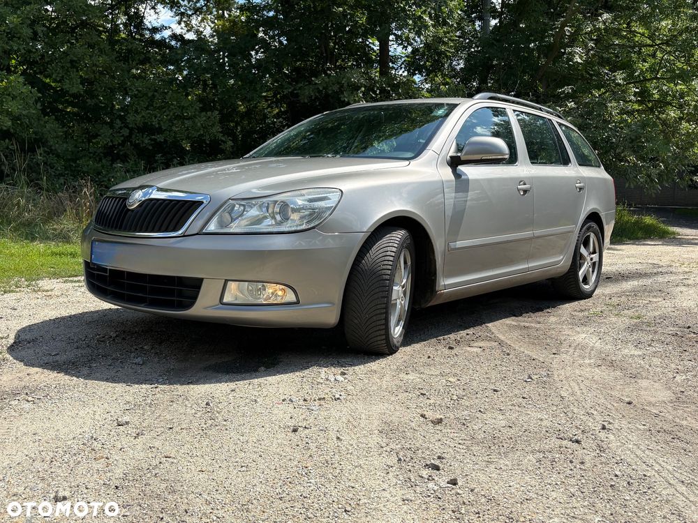 Skoda Octavia - 2