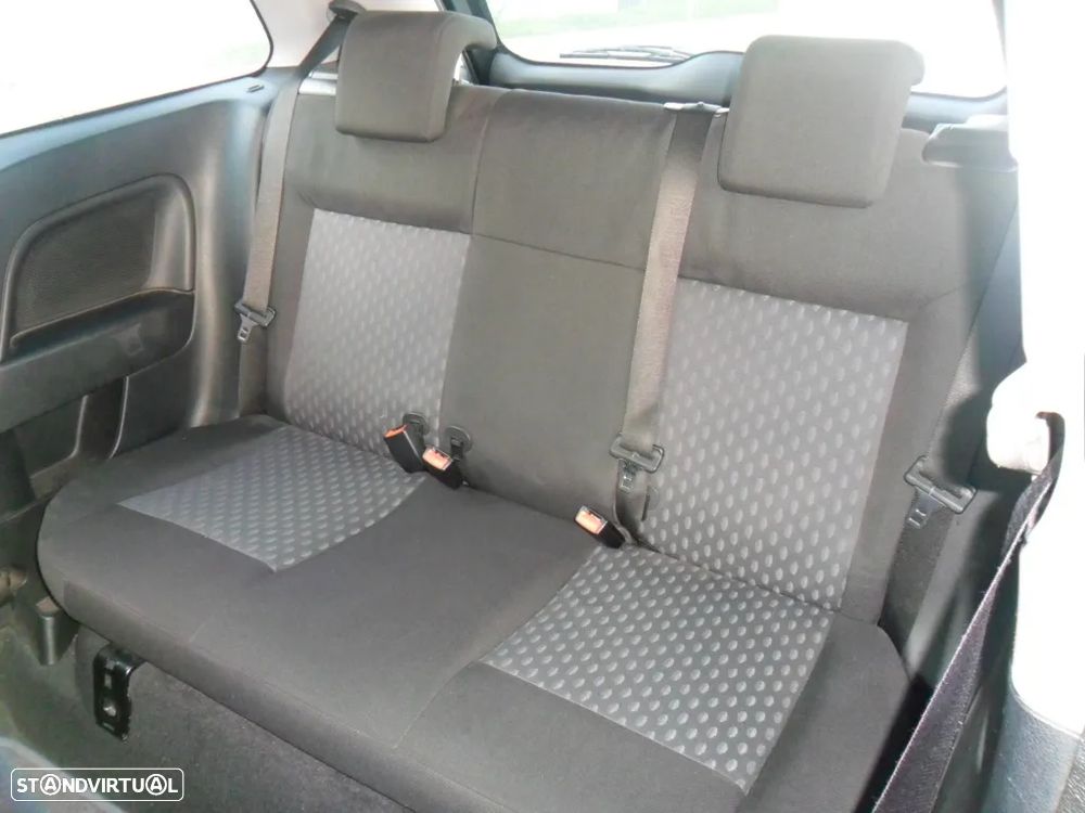 Ford Fiesta 1.4 TDCi Ghia - 7