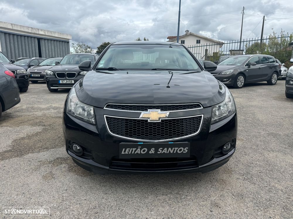Chevrolet Cruze 1.6 LS - 2