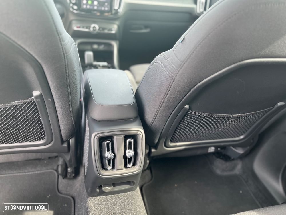 Volvo XC 40 Recharge 69 kWh Single Motor Core - 19