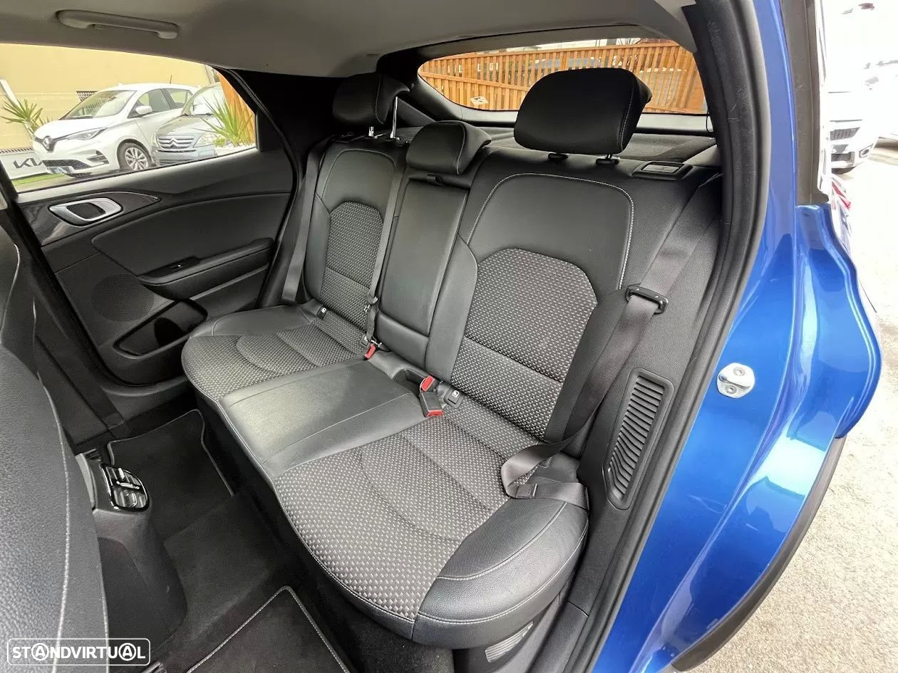 Kia XCeed 1.6 GDi PHEV Drive - 33
