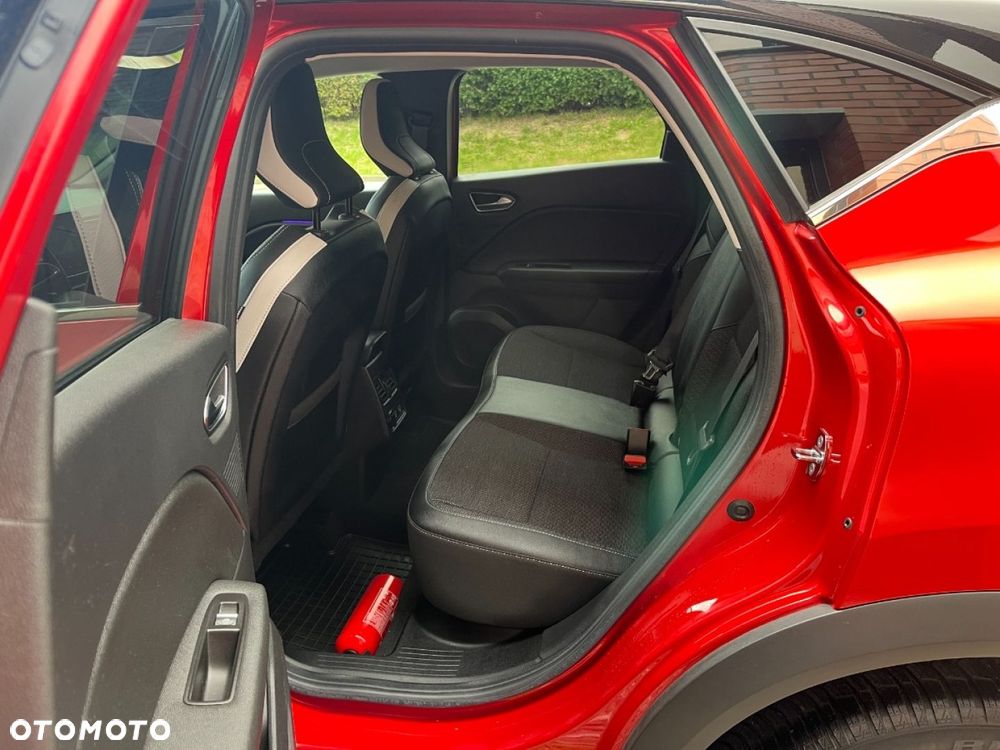 Renault Captur 1.3 TCe mHEV Intens EDC - 25