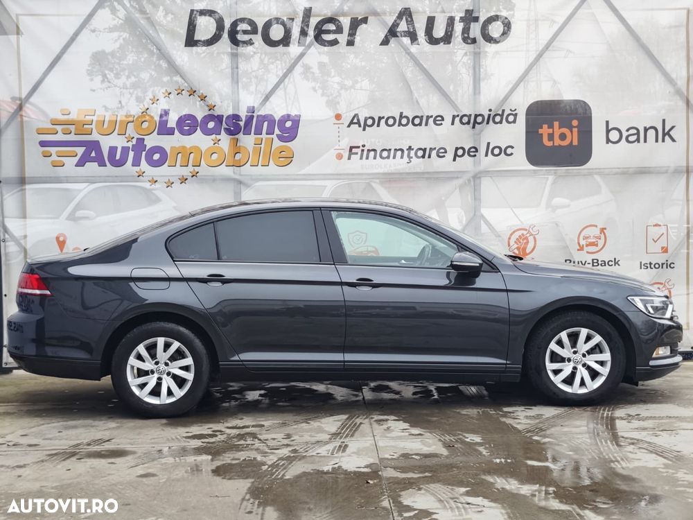 Volkswagen Passat - 4