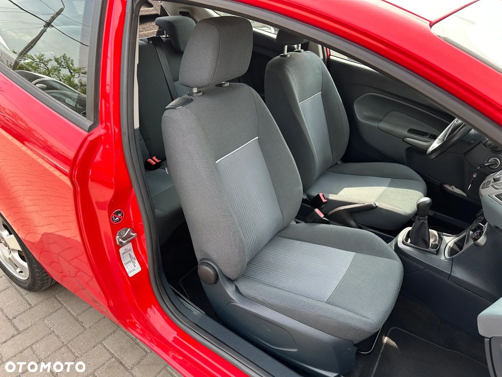 Ford Fiesta - 17