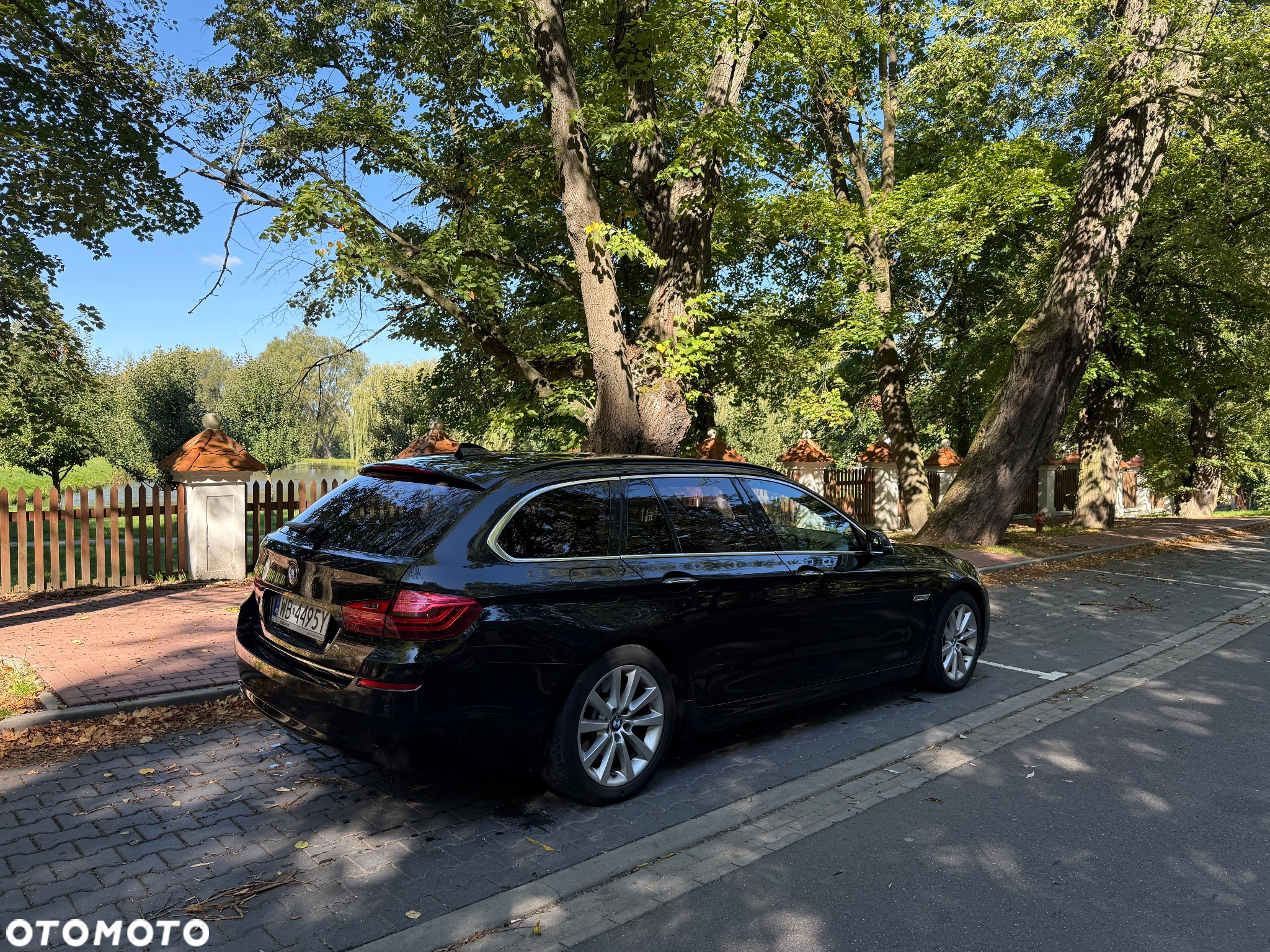 BMW Seria 5 525d Touring Luxury Line - 7