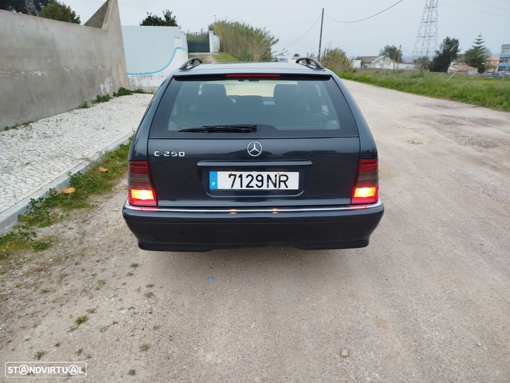 Mercedes-Benz C 250 TD Elegance - 3