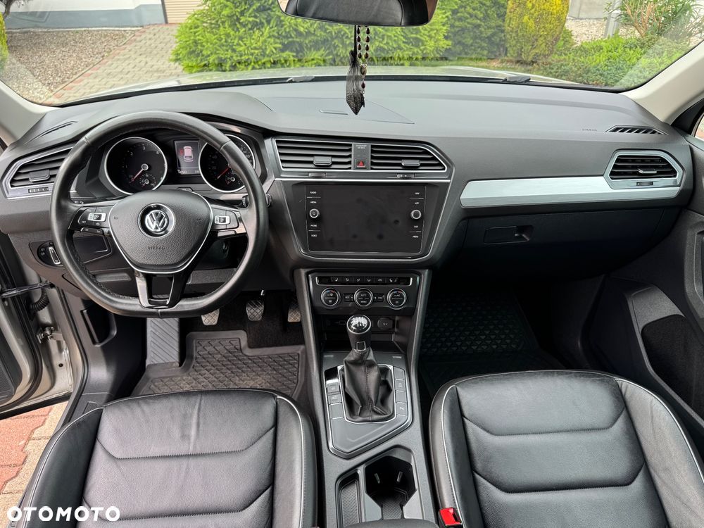 Volkswagen Tiguan 2.0 TDI SCR R-Line - 14