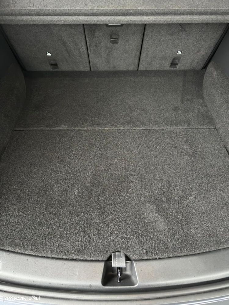 Tesla Model Y Tração Traseira - 25