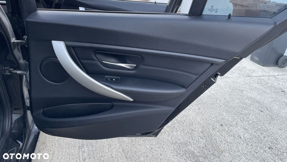 Bmw F30 fotele elektryczne z pamięcią pompowane , dzielona kanapa boczki czarna skóra  Europa - 11