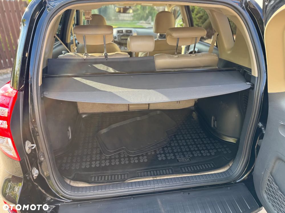 Toyota RAV4 2.0 VVT-i Prestige MS - 8