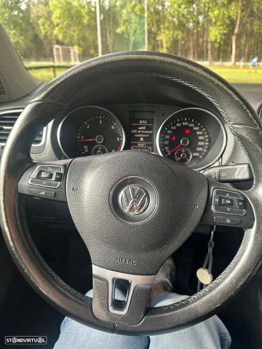 VW Golf - 11