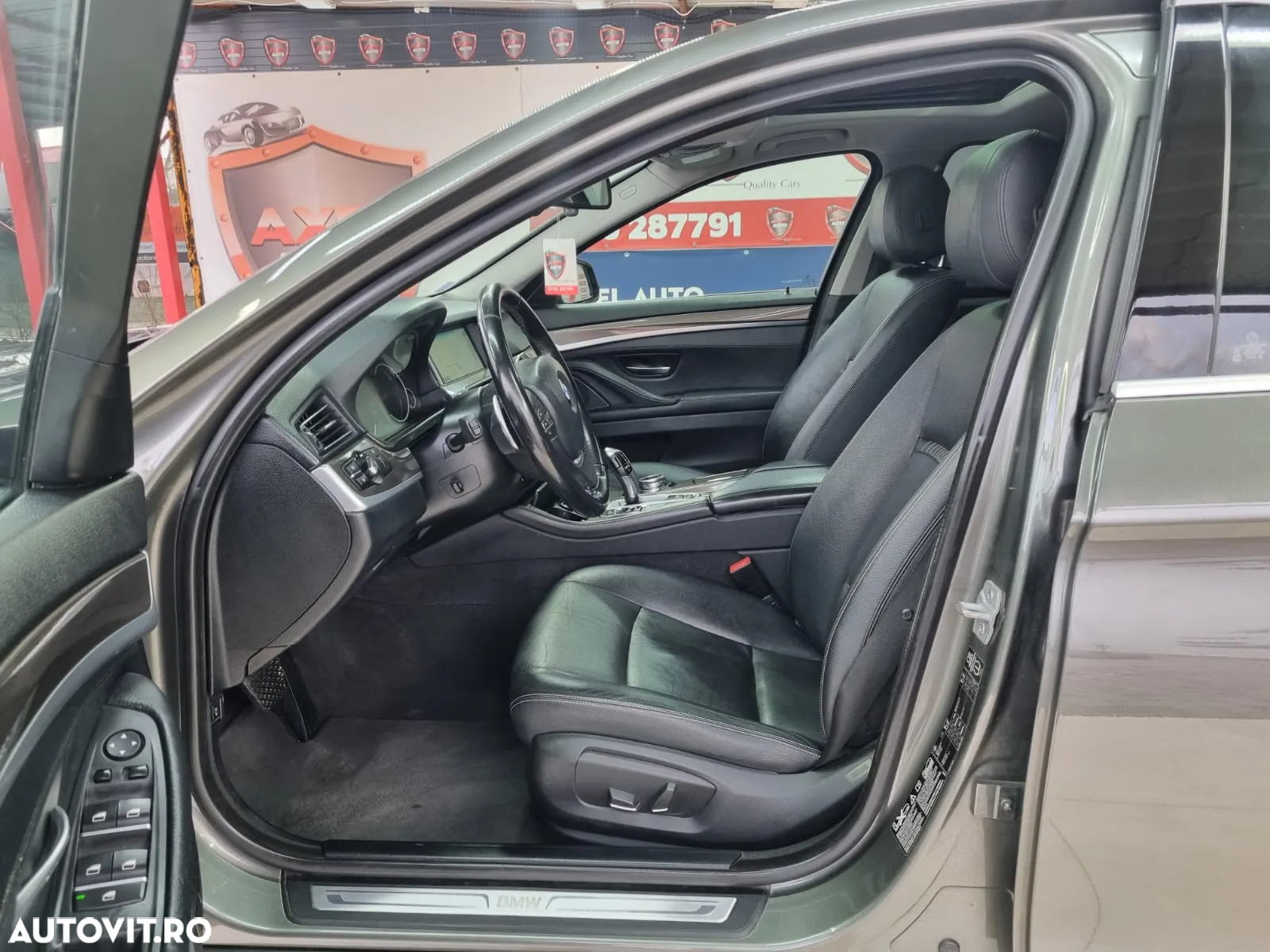 BMW Seria 5 520d xDrive - 23