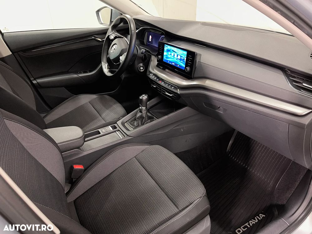 Skoda Octavia 2.0 TDI Ambition - 10