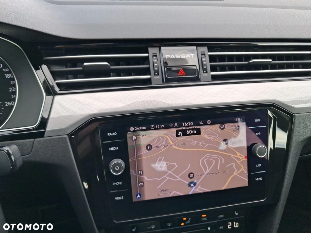 Volkswagen Passat 2.0 TDI EVO Business DSG - 17