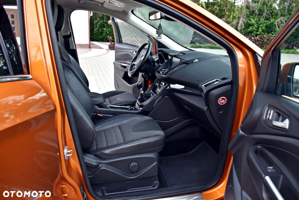 Ford Kuga 1.5 EcoBoost FWD ST-Line ASS GPF - 30