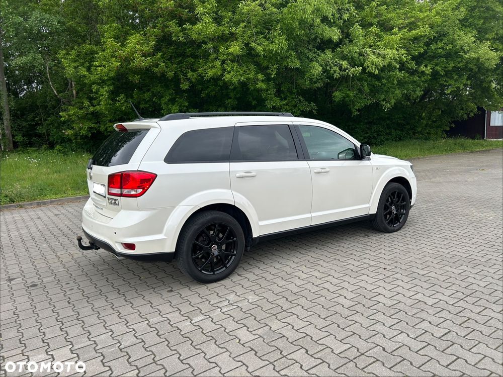 Fiat Freemont 2.0 Multijet 16V DPF Automatik Allrad Black Code - 20