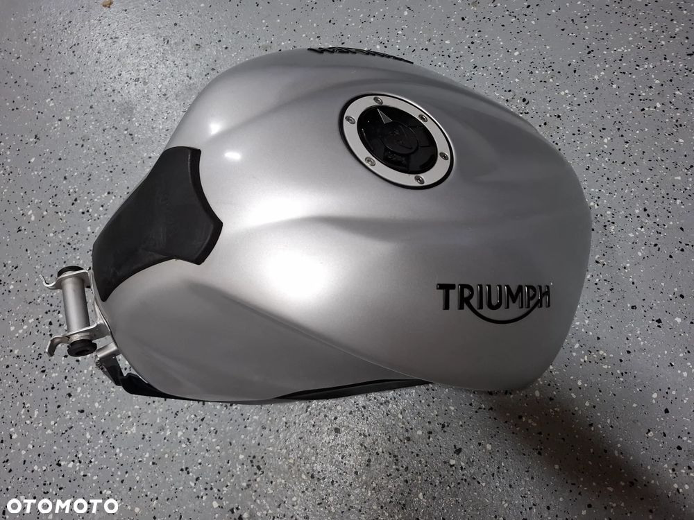 Triumph Street Triple 765 zbiornik bak - 2