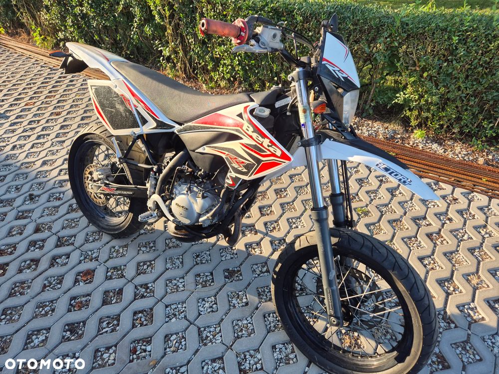 Beta RR - 32