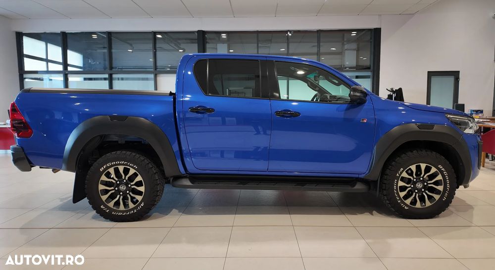 Toyota Hilux 2.8D 204CP 4x4 Double Cab AT GR Sport II - 7