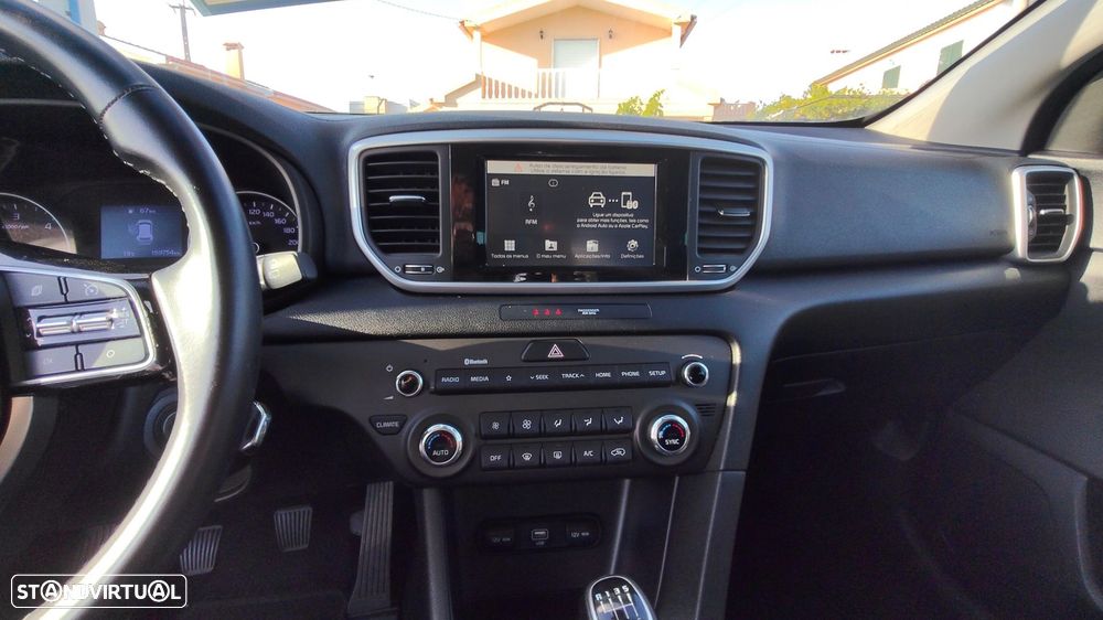 Kia Sportage 1.6 CRDi ISG MHEV Urban - 27