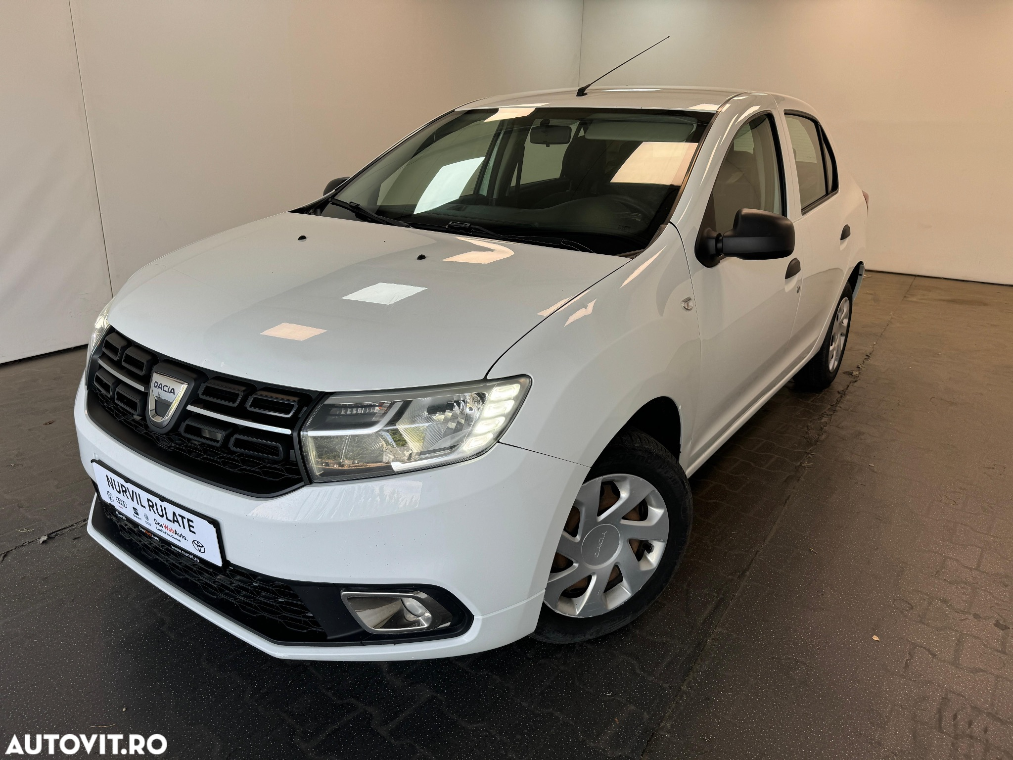 Dacia Logan 1.0 SCe SL PLUS - 22