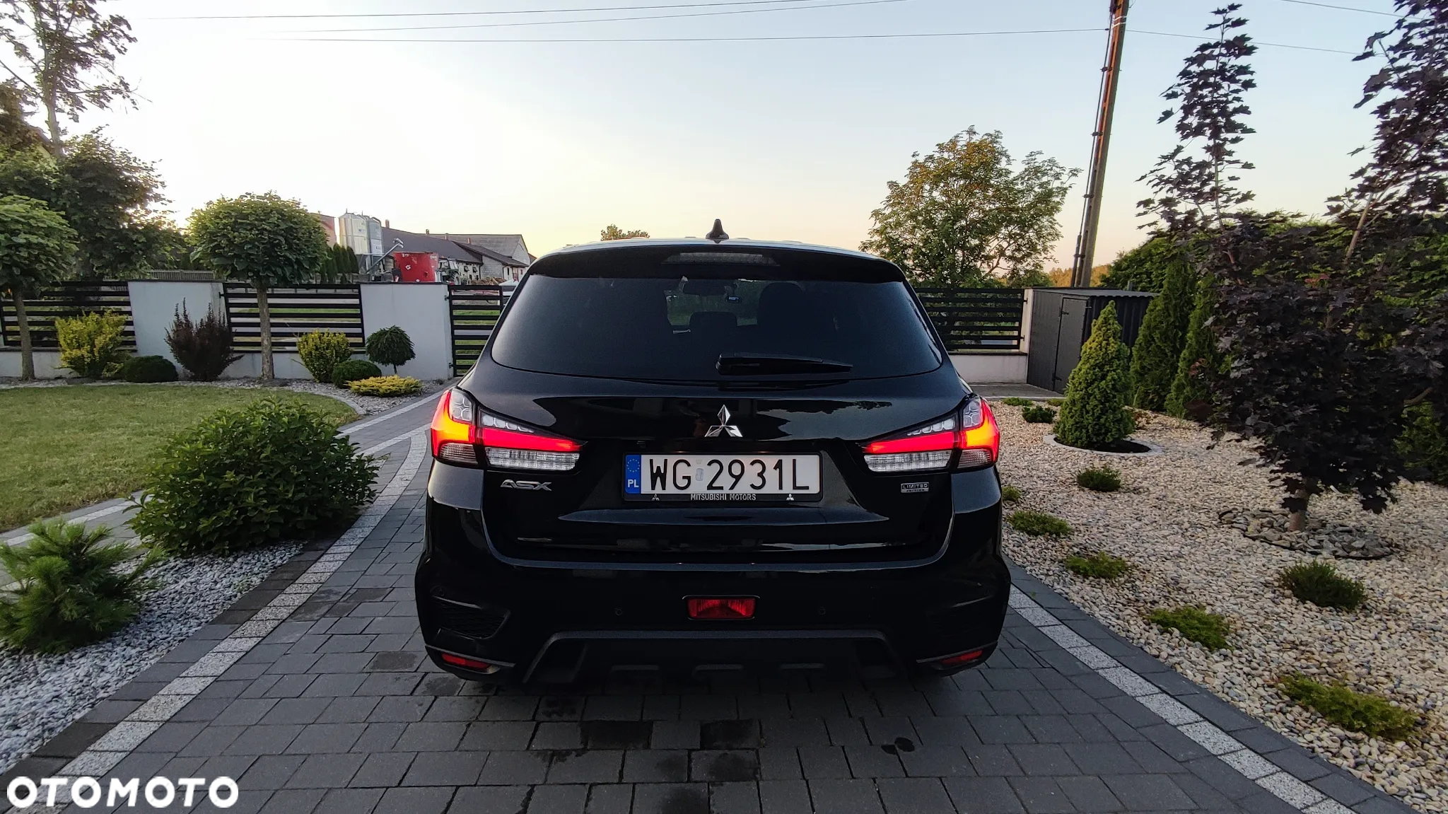 Mitsubishi ASX - 12