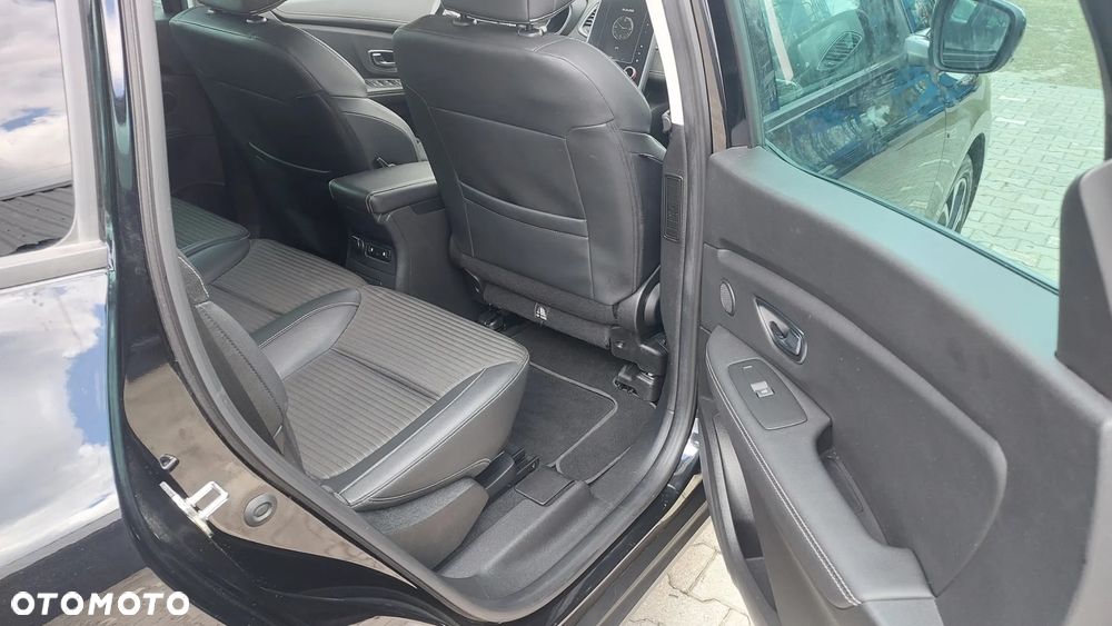 Renault Scenic TCe 115 GPF BUSINESS EDITION - 24