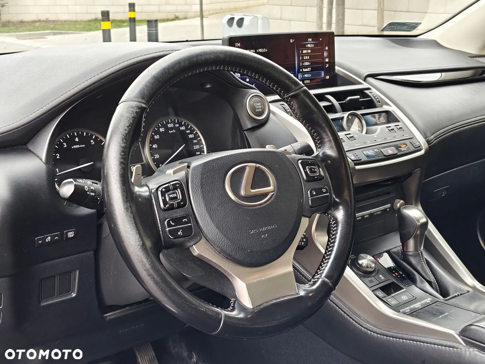 Lexus NX 300 Elegance 2WD - 11