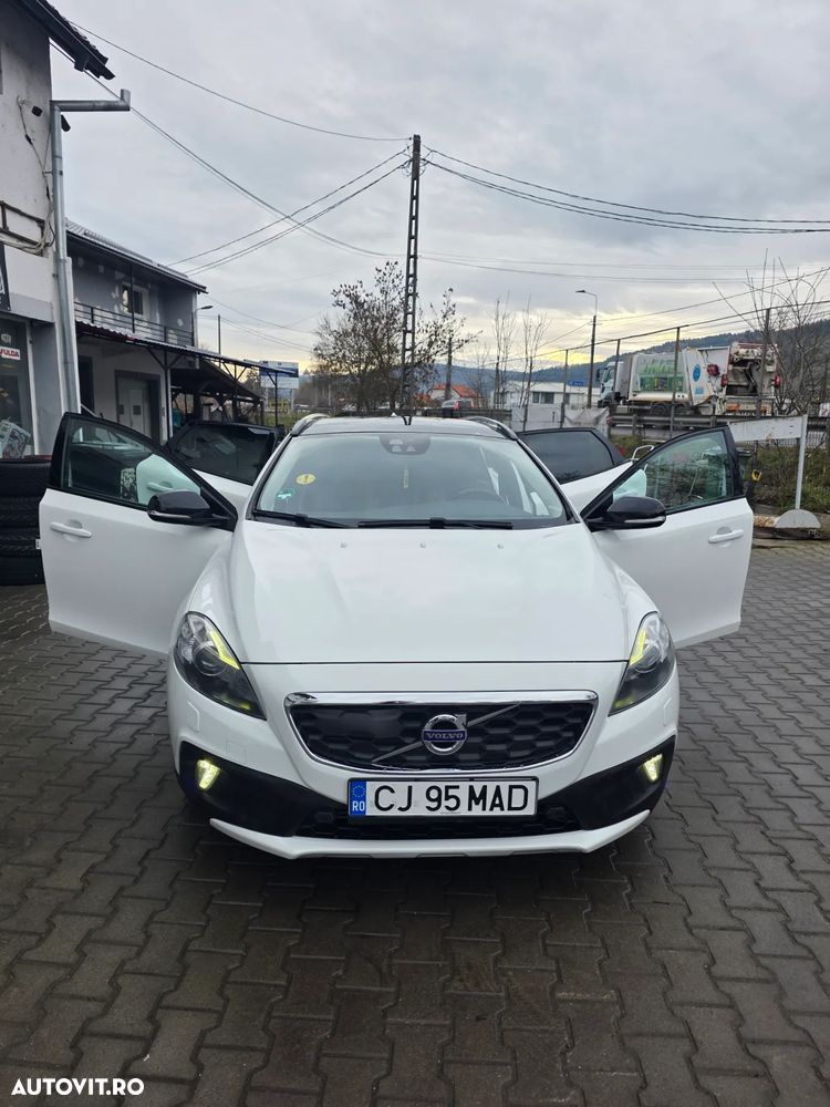 Volvo V40 Cross Country D4 Geartronic You - 4