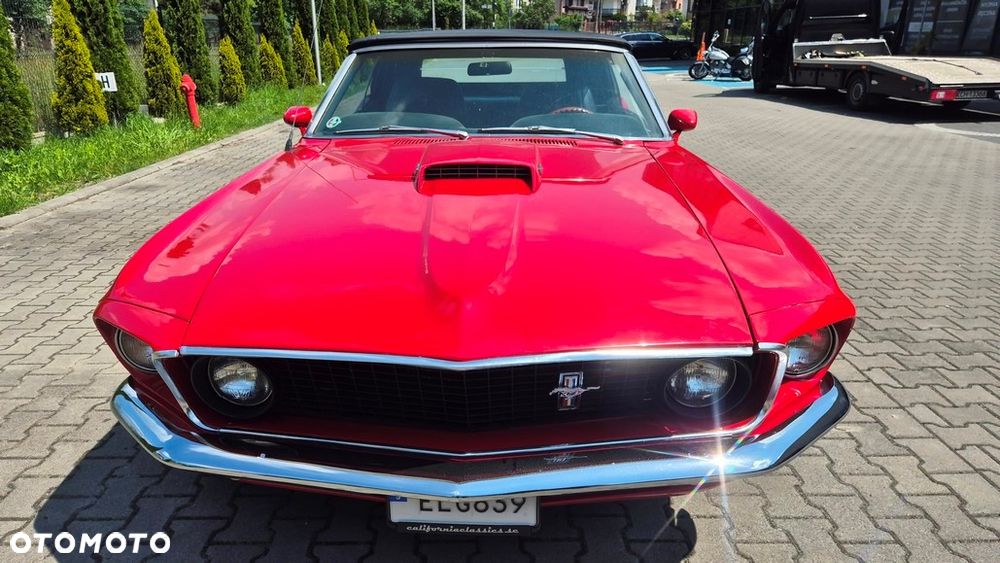 Ford Mustang - 19