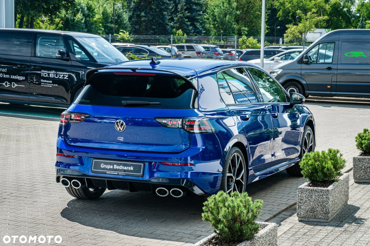 Volkswagen Golf - 13