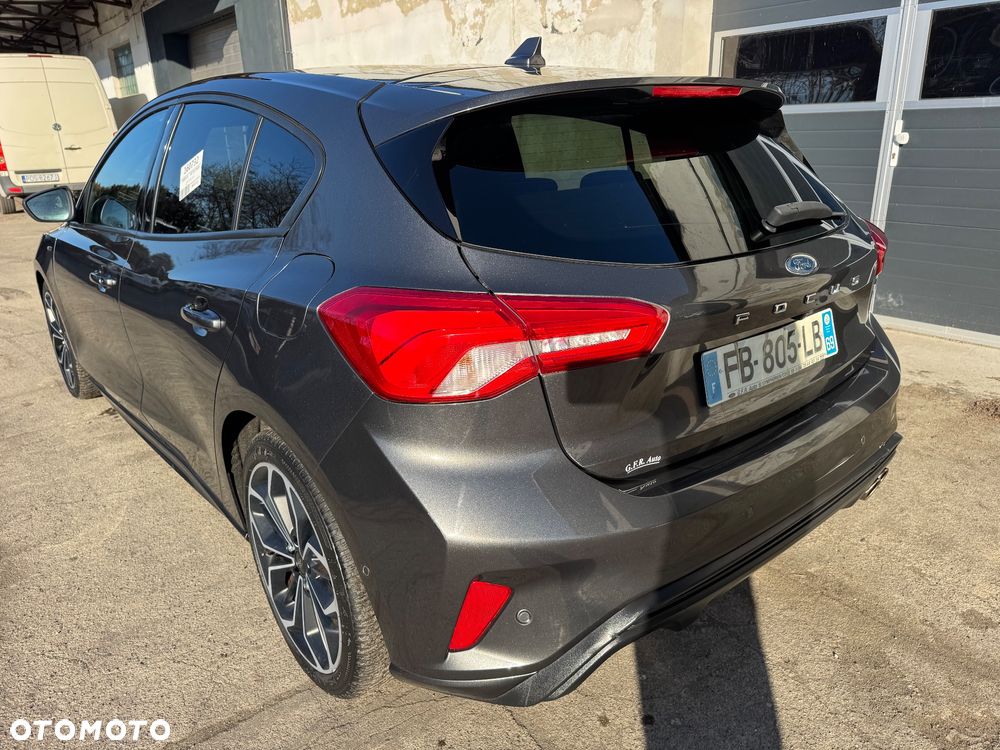 Ford Focus - 31