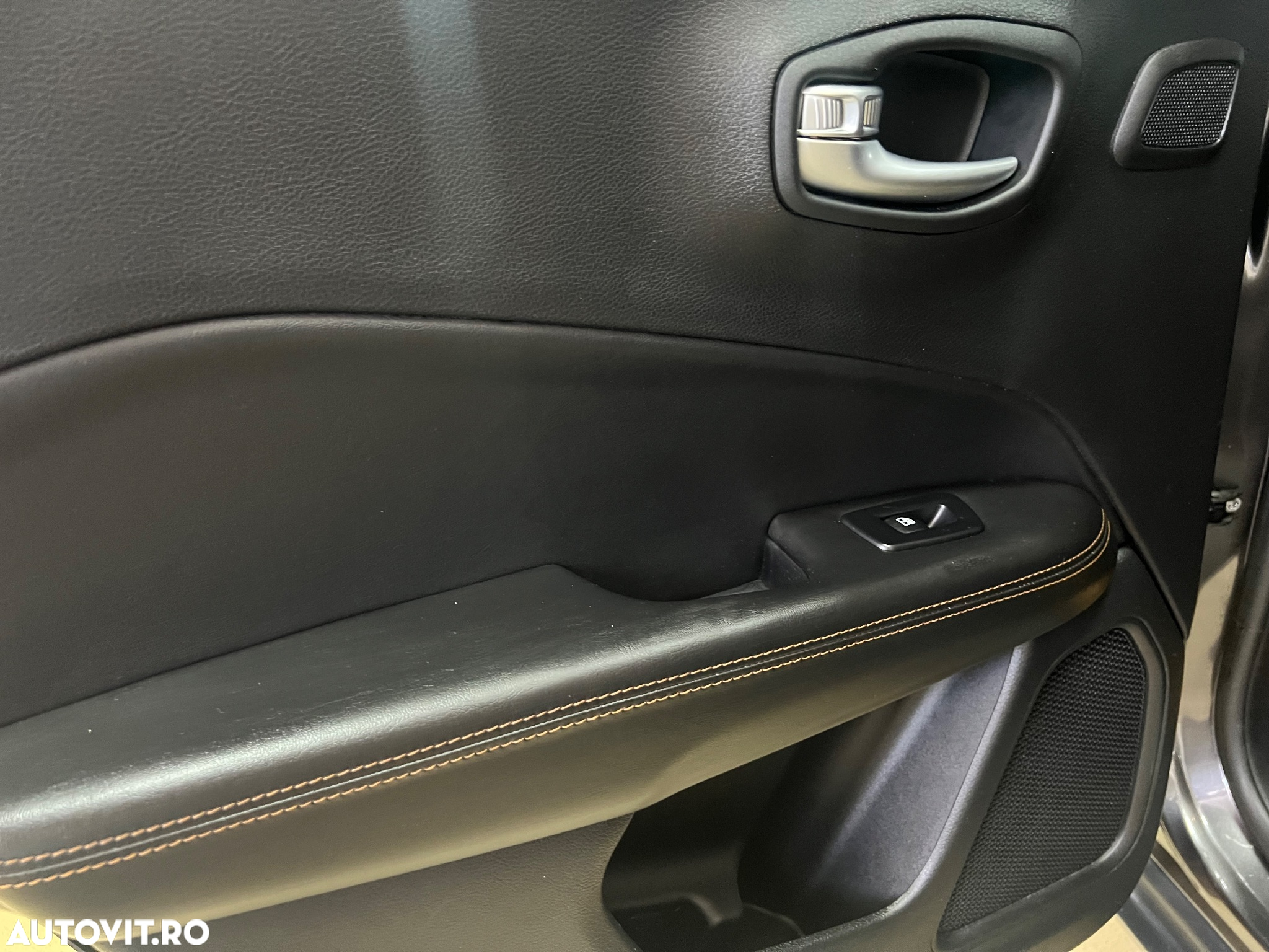 Jeep Compass 2.0 M-Jet 4x4 AT Limited - 19