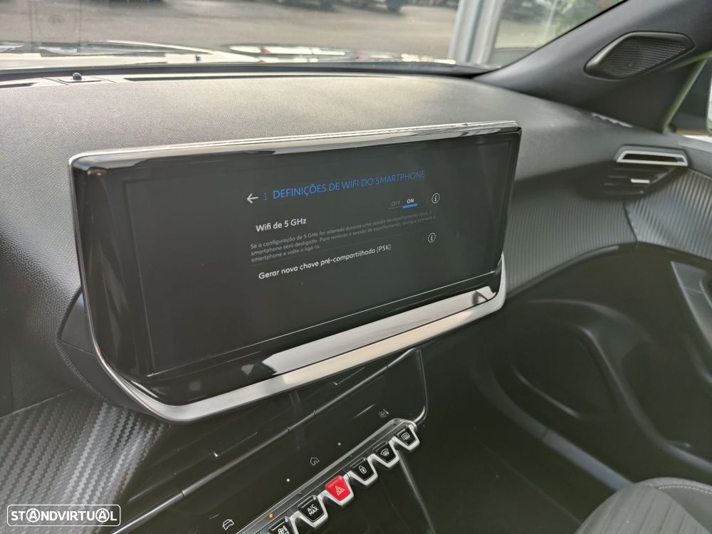 Peugeot 2008 1.2 PureTech Active Pack - 42