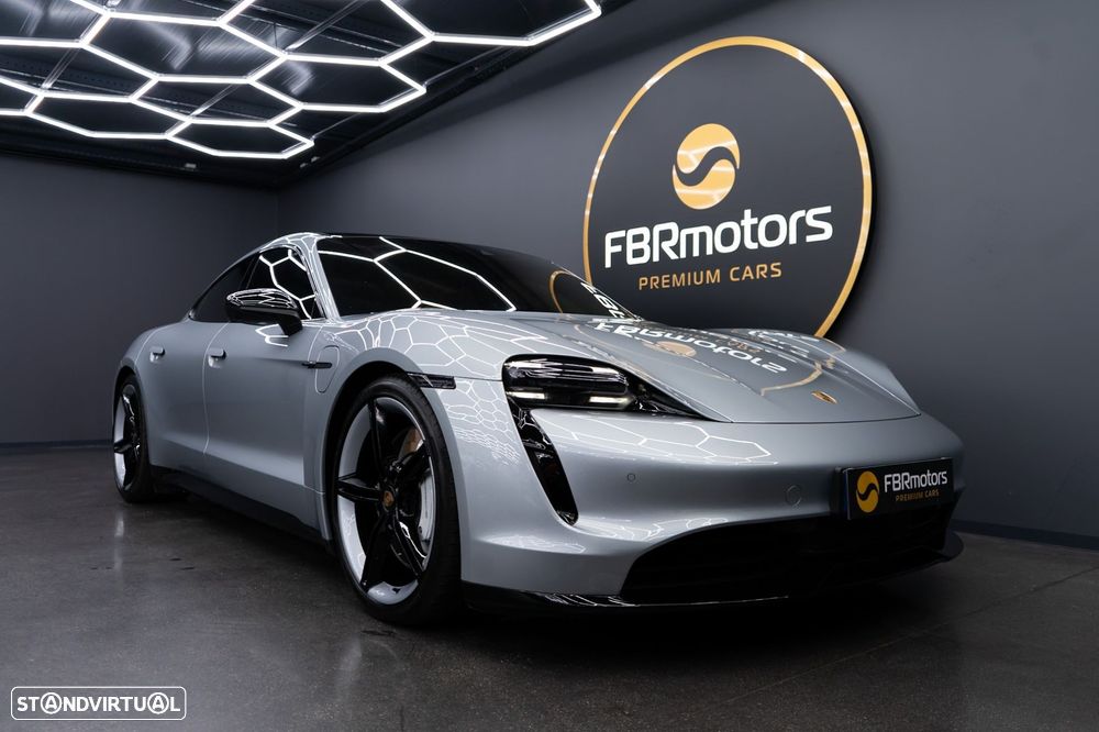 Porsche Taycan 4S - 9