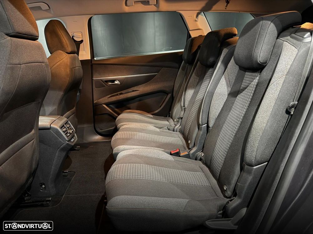 Peugeot 5008 1.5 BlueHDi Allure - 32