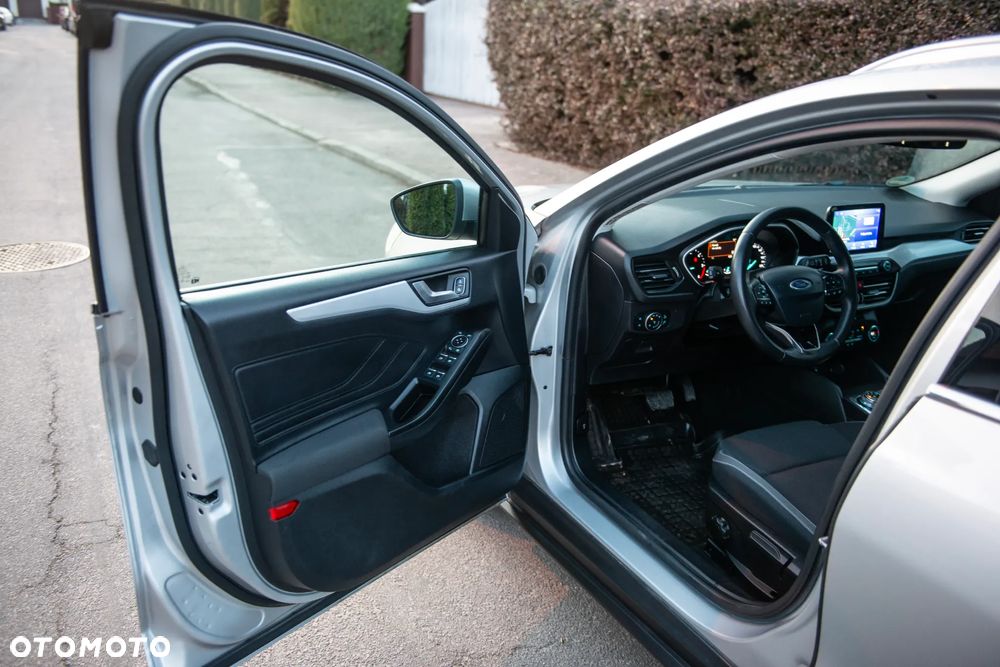 Ford Focus SW 1.5 EcoBlue S&S TITANIUM - 17