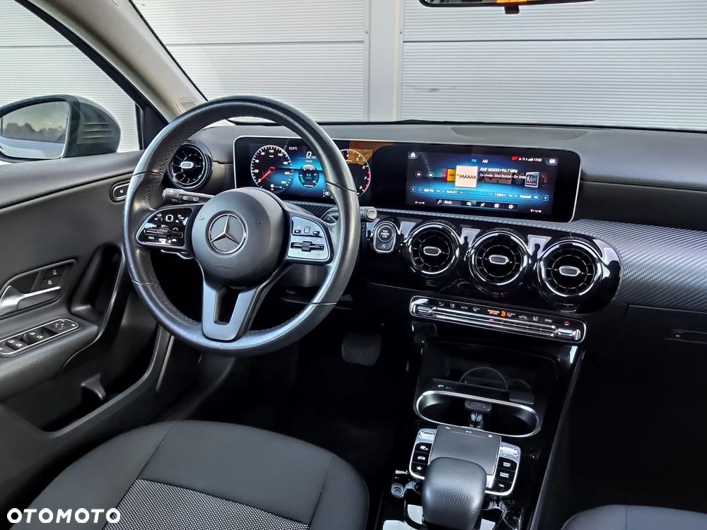 Mercedes-Benz Klasa A 200 Style 7G-DCT - 27