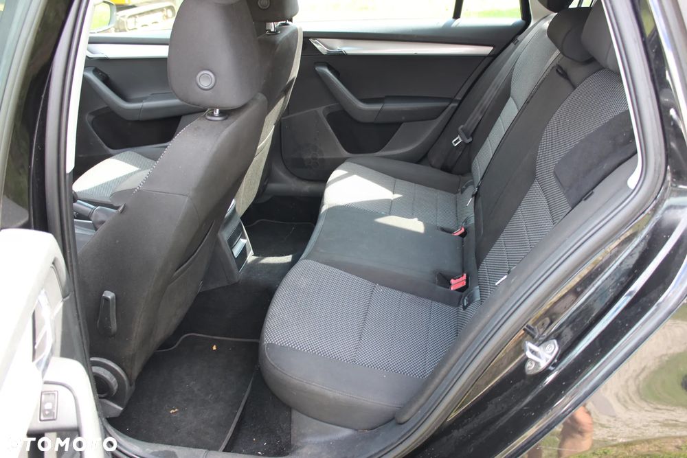 Skoda Octavia 1.6 TDI Ambition - 11