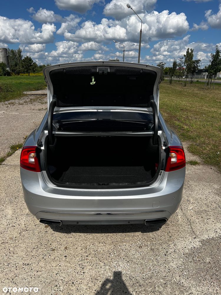 Volvo S60 T5 Geartronic Momentum - 9