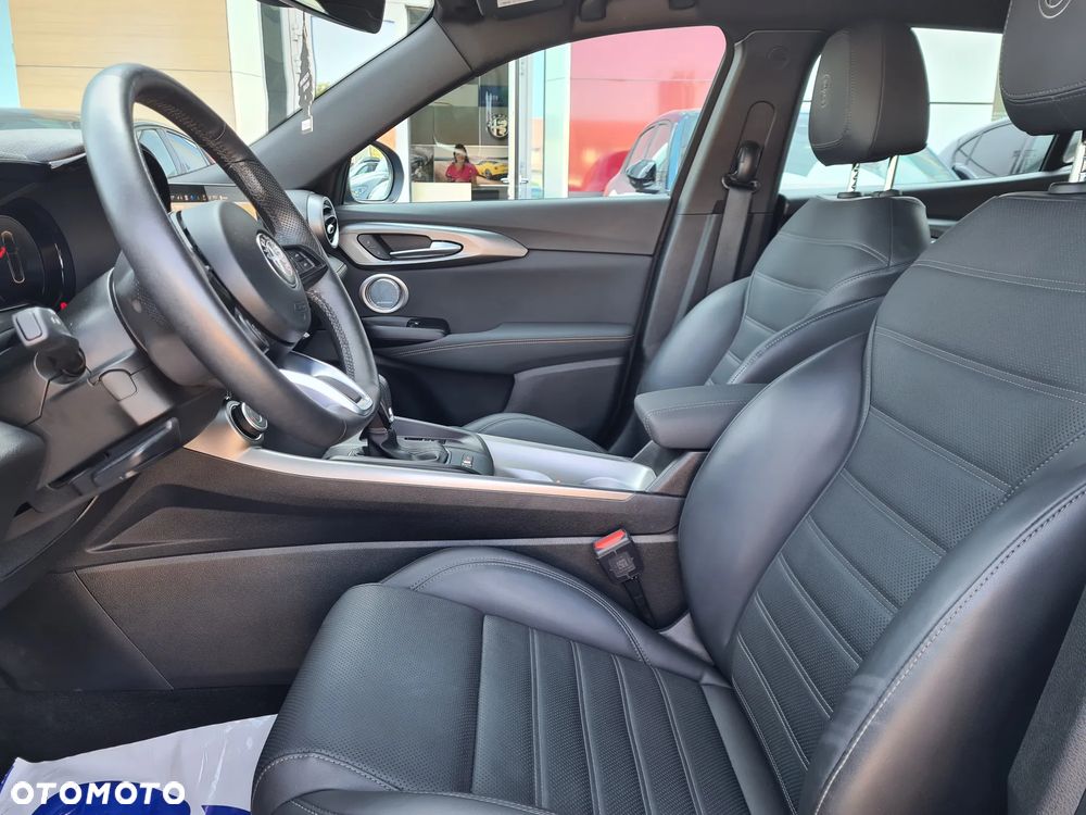 Alfa Romeo Tonale 1.5 T4 GSE mHEV Sprint DCT - 11