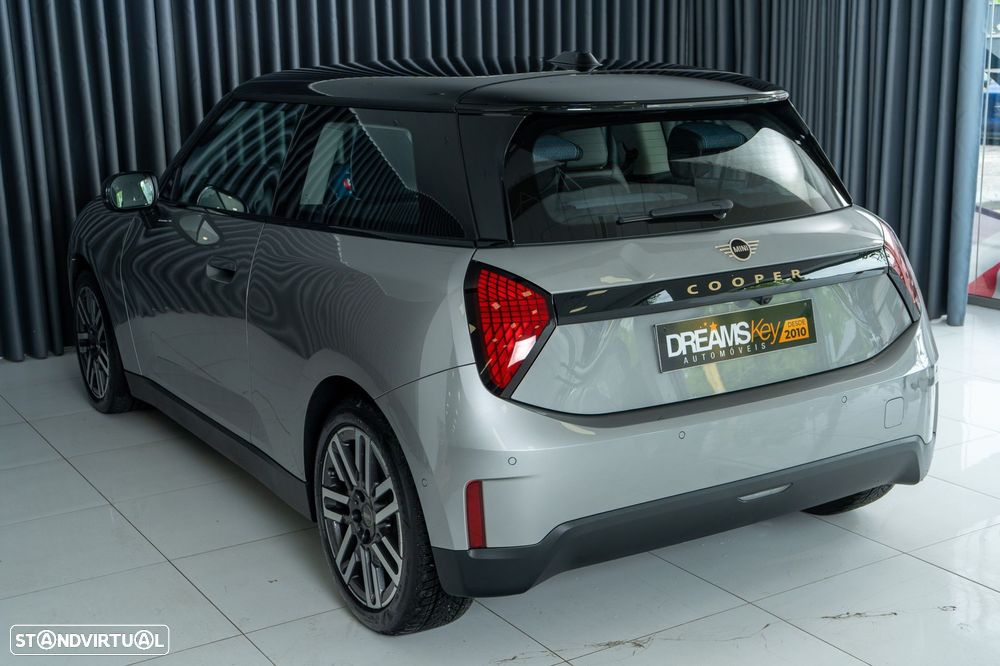 MINI 3 Portas Cooper SE Premium Classic - 21