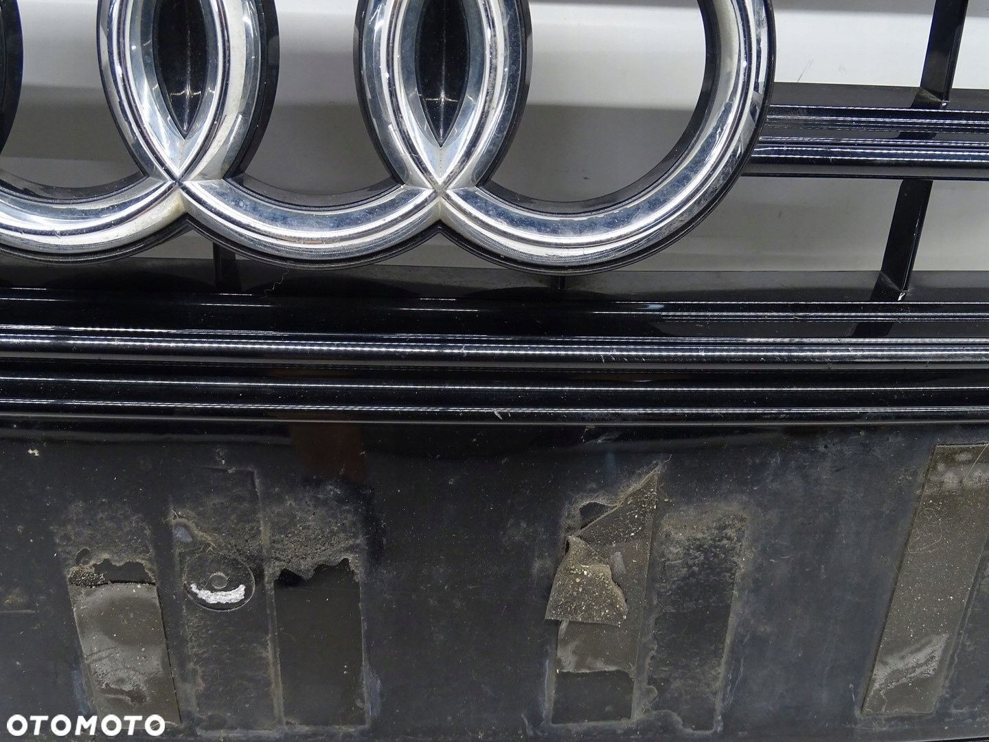 GRILL ATRAPA CHŁODNICY  LOGO AUDI A6 C7 4G CHROM 4G0853653 - 9